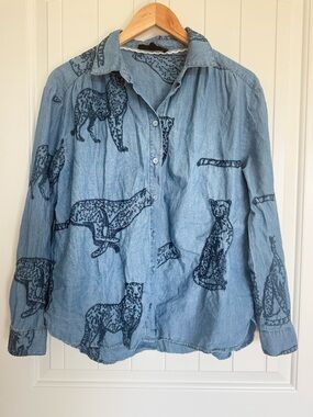 Jane + Delancey Blue Chambray Button Down Shirt Cheetah Leopard Jungle Cat Print